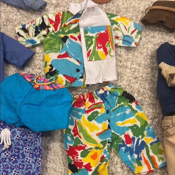 Vintage Ken dolls, clothing and accessories - Picture 4 of 8